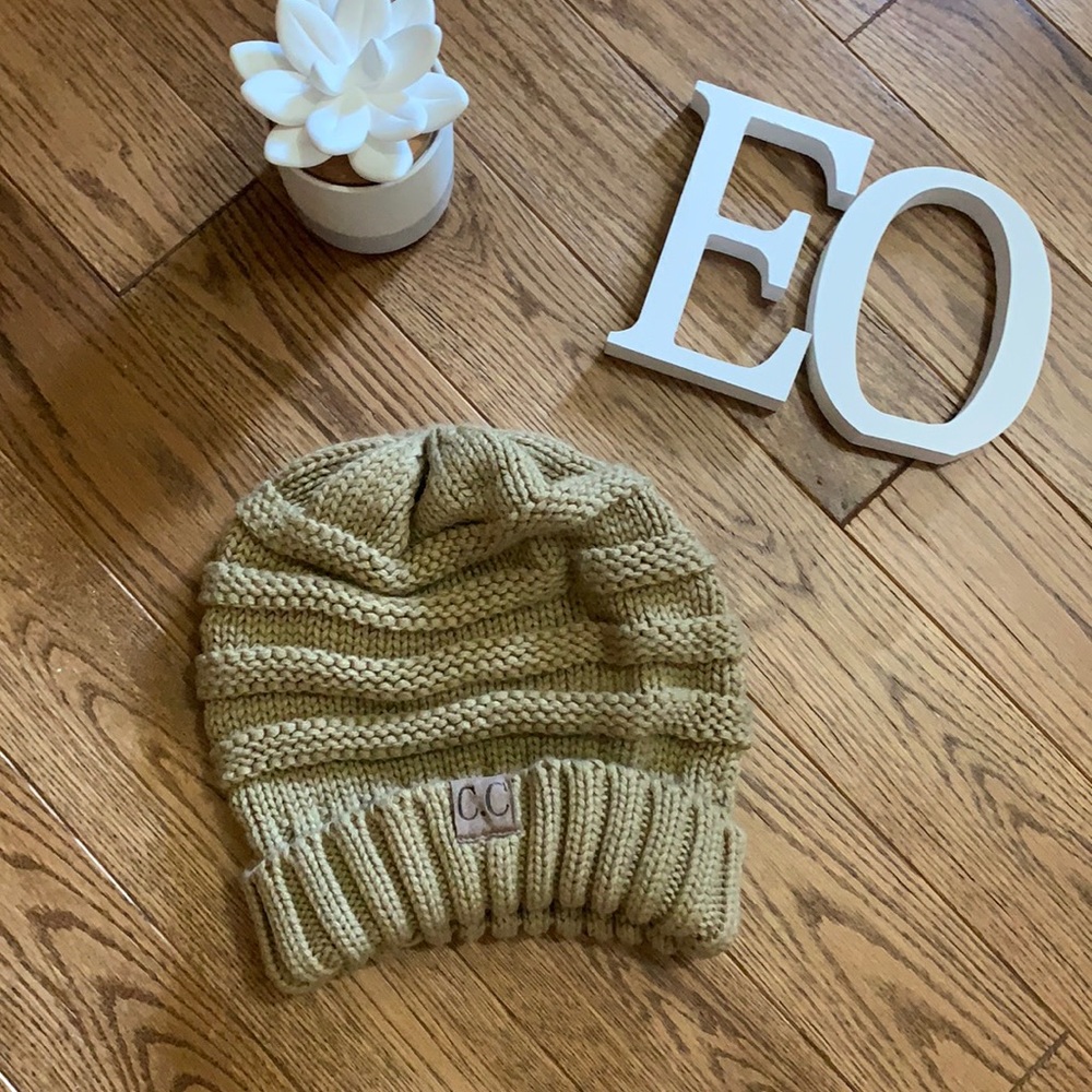 CC Slouch Toque